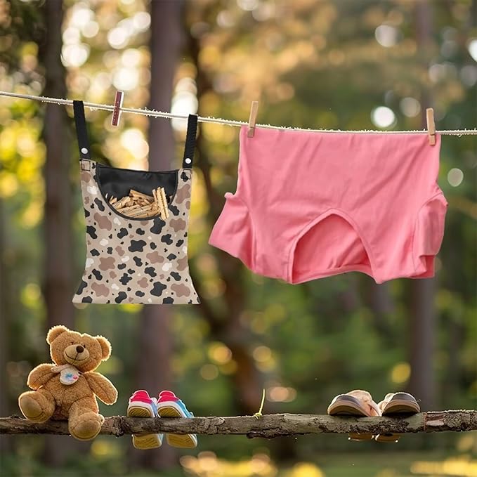 Clothes Pin Hanging Bag, Clothes Pins Bag Holder Outdoor Stylish Clothespin Bag with Hanging Rope for Clothespin - Cow Pattern