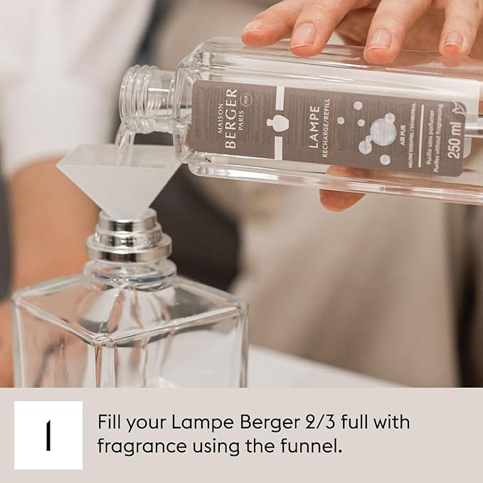 MAISON BERGER - Pure White Tea - Lampe Berger Fragrance Refill for Home Fragrance Oil Diffuser - Air Freshener - 33.8 Fluid Ounces - 1 Liter