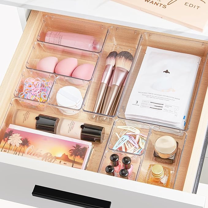 Vtopmart 15 PCS Clear Plastic Drawer Organizers Set, 4-Size Versatile Bathroom and Vanity Organizer Trays, Non-Slip Storage Containers for Makeup, Jewelries, Bedroom，Kitchen Utensils and Office